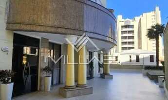 Imagem 5: Apartamento mobiliado para locação no batel