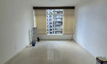 Imagem 3: Sala toda reformada na Praça Sete - 25 metros quadrados