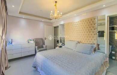 Imagem 14: Apartamento à venda/ Três dorm/ Elevador/Garagem/ Amplo/ Bem Localizado