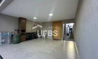 Imagem 2: 0 - Casa 3 quartos, sendo 1 suíte