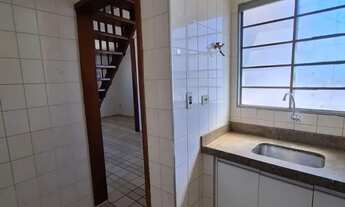 Imagem 7: Ótimo apartamento na Rua Ipiranga 90 3º andar escada 03 qurtos, suíte