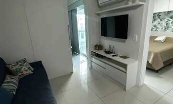 Imagem: Laise mostra In Mari cobertura mobiliada