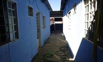 Imagem 5: QR 514 Ótimo Lote com Duas Casas com 1 e 2 Quartos com Energia e Água Individual em Samam