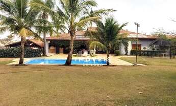 Imagem: Casa com 4 suítes com closet, pomar para