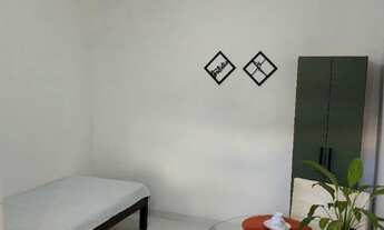 Imagem: Kitnet Mobiliada para moças - Direto com