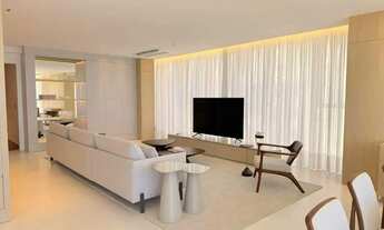 Imagem 2: Frente Mar - Mobiliado - Apto com 4 Suites - 4 Vagas