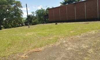 Imagem 4: Terreno + barracão