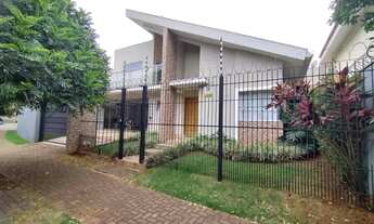 Imagem: Sobrado à venda em Maringá, Zona 05, com