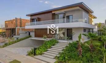 Imagem 3: Condomínio Villa dos Pinheiros - Sobrado de Alto Padrão com elevador no Condomínio Villa d