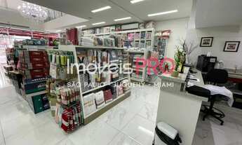 Imagem 6: Predio comercial novo