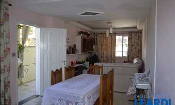 Imagem: CASA ASSOBRADADA - MORUMBI - SP