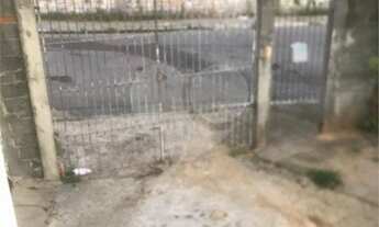 Imagem 2: Imóvel bem localizado,próximo a comércios e serviços em geral