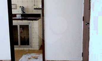 Imagem 3: Apartamento de frente, sol da manhã