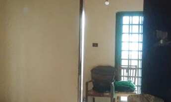 Imagem 4: Casa de vila para venda possui 390 metros quadrados com 2 quartos