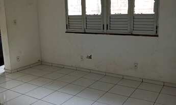 Imagem 5: Casa para venda tem 450 metros quadrados com 4 quartos em Centro - Manaus - Amazonas