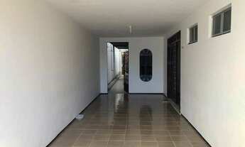 Imagem 2: Casa para venda tem 200 metros quadrados com 4 quartos em Parque Manibura - Fortaleza - CE