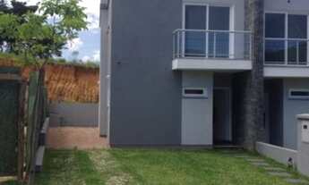 Imagem: Porto Alegre - Casa Padrão - Lomba Do Pinheiro