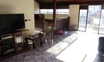 Imagem 7: Casa de 5 Quartos com 4 Suítes perto do Largo do Marrão