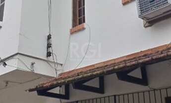 Imagem 2: Porto Alegre - Casa Padrão - Petrópolis