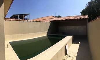 Imagem 2: Casa para venda no Campo Elíseos com 2 quartos e piscina em Itanhaém/SP