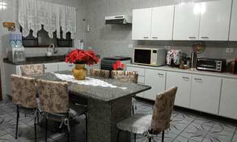 Imagem 3: Sobrado frontal na Vila Ré