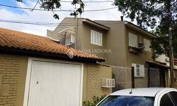 Imagem 2: PORTO ALEGRE - Casa Padrão - Hípica