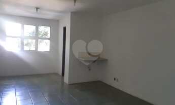 Imagem 6: Excelente sala comercial de 30m² localizada no centro comercial de Alphaville