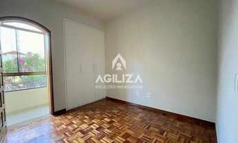 Imagem 4: Oportunidade - 3 quartos 2 banheiros e vaga de garagem coberta