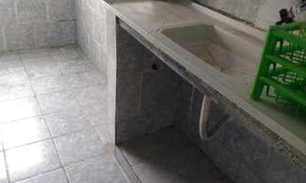 Imagem 6: Casa vazia independente na rua toscana