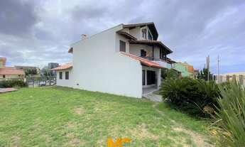 Imagem 4: Sobrado à Beira Mar com 04 dormitórios