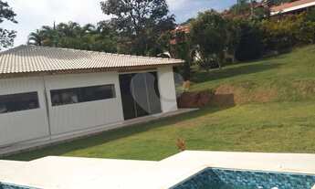 Imagem: Linda chácara com Casa avarandada em condomínio