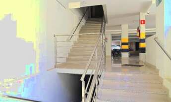 Imagem 6: Apartamento de 2 quartos com área privativa no térreo. Excelente localização