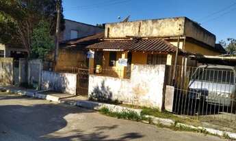 Imagem 2: Conjunto de 3 casas com 2 quartos cada