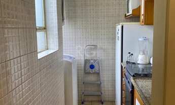 Imagem 2: Porto Alegre - Apartamento Padrão - Menino Deus