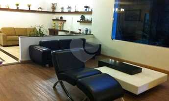 Imagem 4: Imóvel espetacular 4 suítes espaçosas sendo a principal com closet