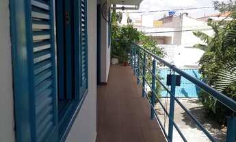 Imagem 4: Quarto individual mobiliado com garagem