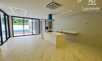 Imagem 8: Praia dos Passarinhos/ Térrea 430m² 04 Suítes/ Moderna / Área Gourmet e Piscina