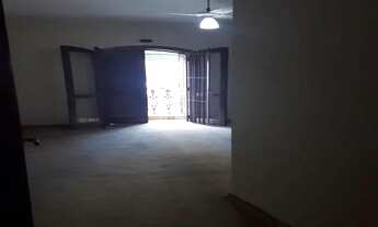 Imagem 3: Ampla casa bem localizada