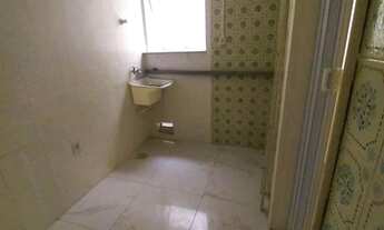 Imagem 7: Apartamento JK no centro, com cozinha integrada com a área de serviço. ..