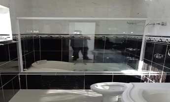 Imagem 4: Excelente Casa com Piscina, quintal com Churrasqueira