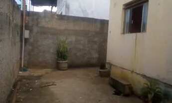 Imagem 4: Quarto sem mobília