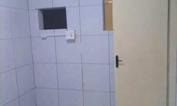 Imagem 2: Kitnet 700 água e luz incluso