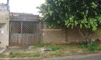 Imagem 4: Casinha pequena em terreno 10x25 B. Granada. Uberlândia-MG. Próximo ao Sesi