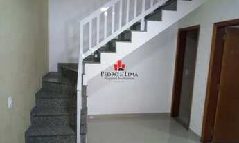 Imagem: Sobrado com 2 dormitórios, 3 vagas, 2 banheiros