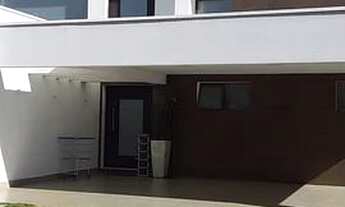 Imagem 7: Casa de condomínio sobrado para venda possui 356 metros quadrados com 4 quartos