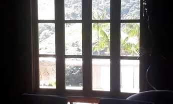 Imagem 6: Casa de condomínio para venda possui 260 metros quadrados com 3 quartos