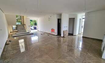 Imagem 5: Casa Duplex em condomínio com 3 suítes, Quital amplo, 4 vagas sendo 2 cobertas