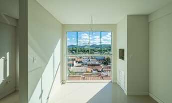 Imagem 2: Apartamento no Centro de Camboriú SC, 02 Quartos sendo 01 Suíte 01 Vaga