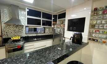 Imagem 3: Ampla Cobertura com 210 m2 quadrados -3 quartos sendo 2 suítes -Jardim Camburi