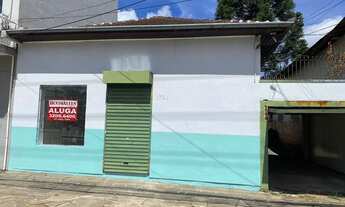 Imagem 2: BENTOALVES aluga casa comercial, c/ 110m2 + pátio, frente p/ Moreira Cesar, Pio X - Caxias